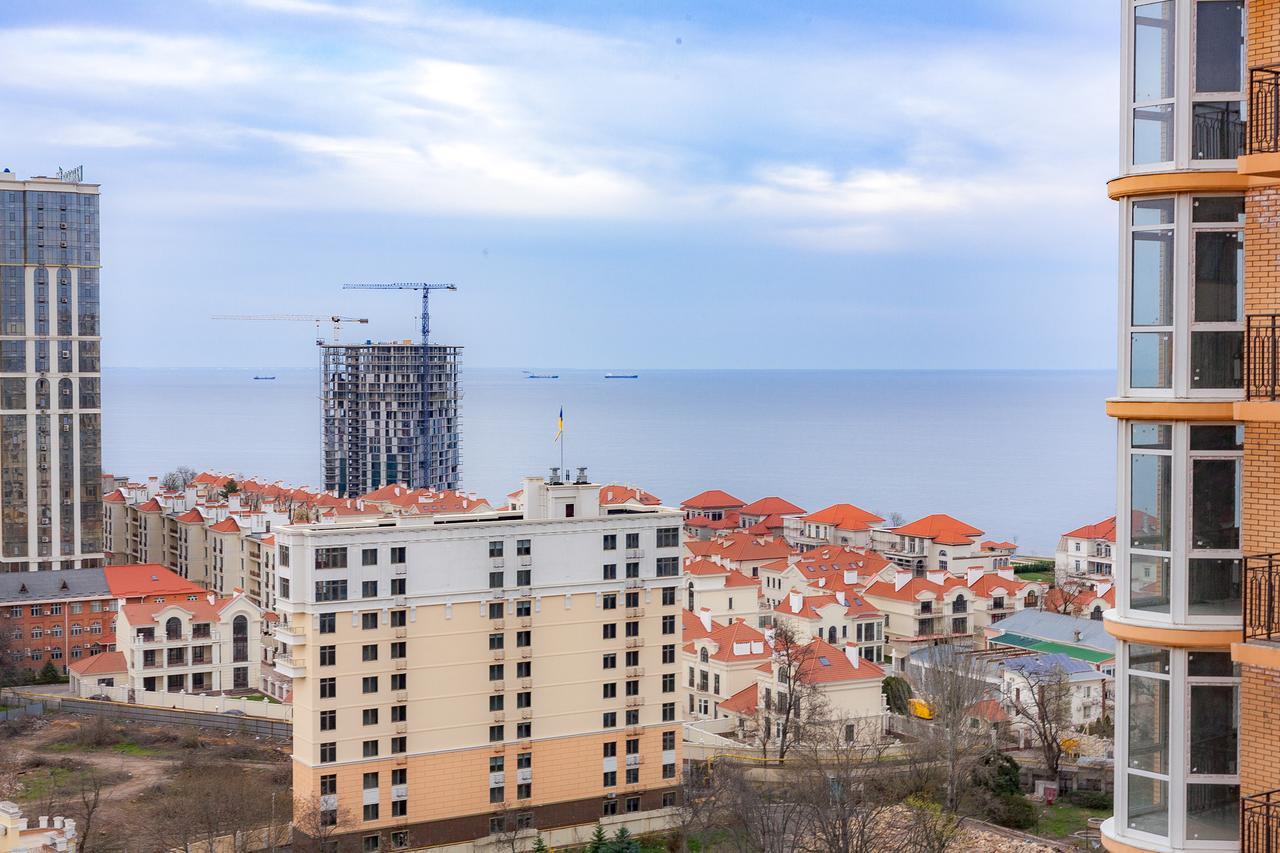 Apartment On Haharinske Plateau 5B Odesa Exterior photo