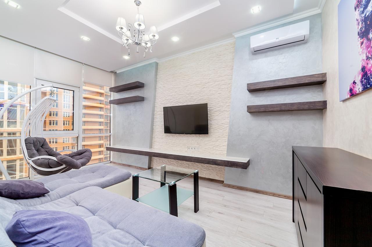 Apartment On Haharinske Plateau 5B Odesa Exterior photo