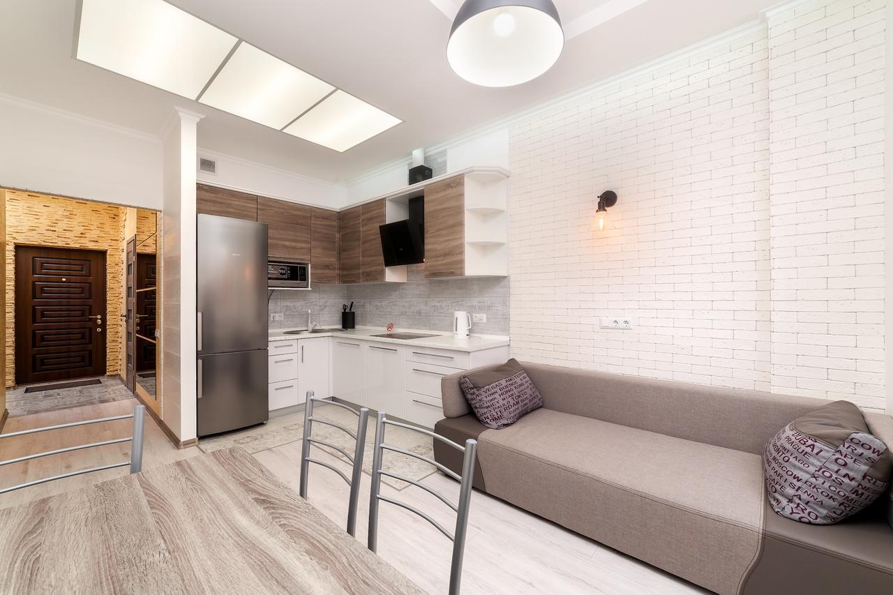 Apartment On Haharinske Plateau 5B Odesa Exterior photo
