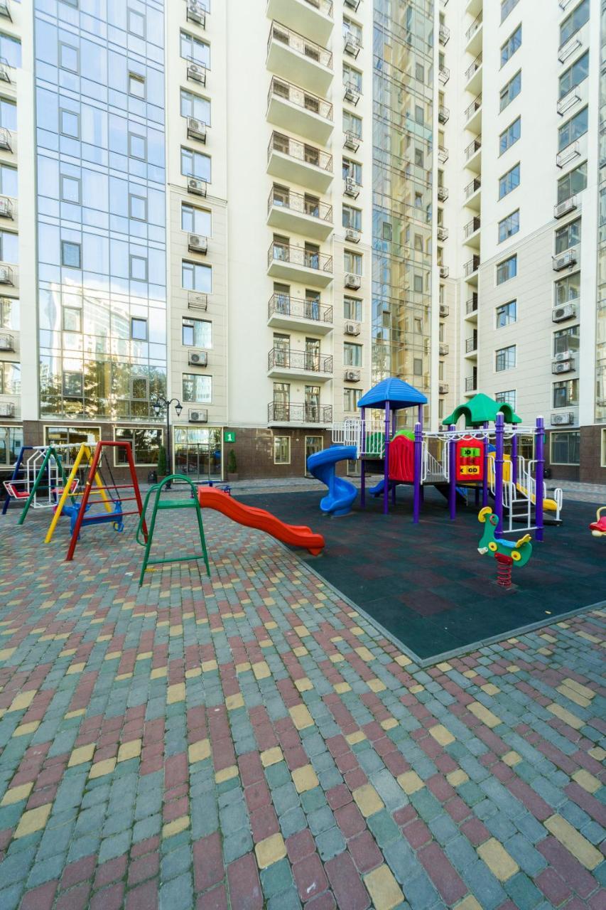 Apartment On Haharinske Plateau 5B Odesa Exterior photo